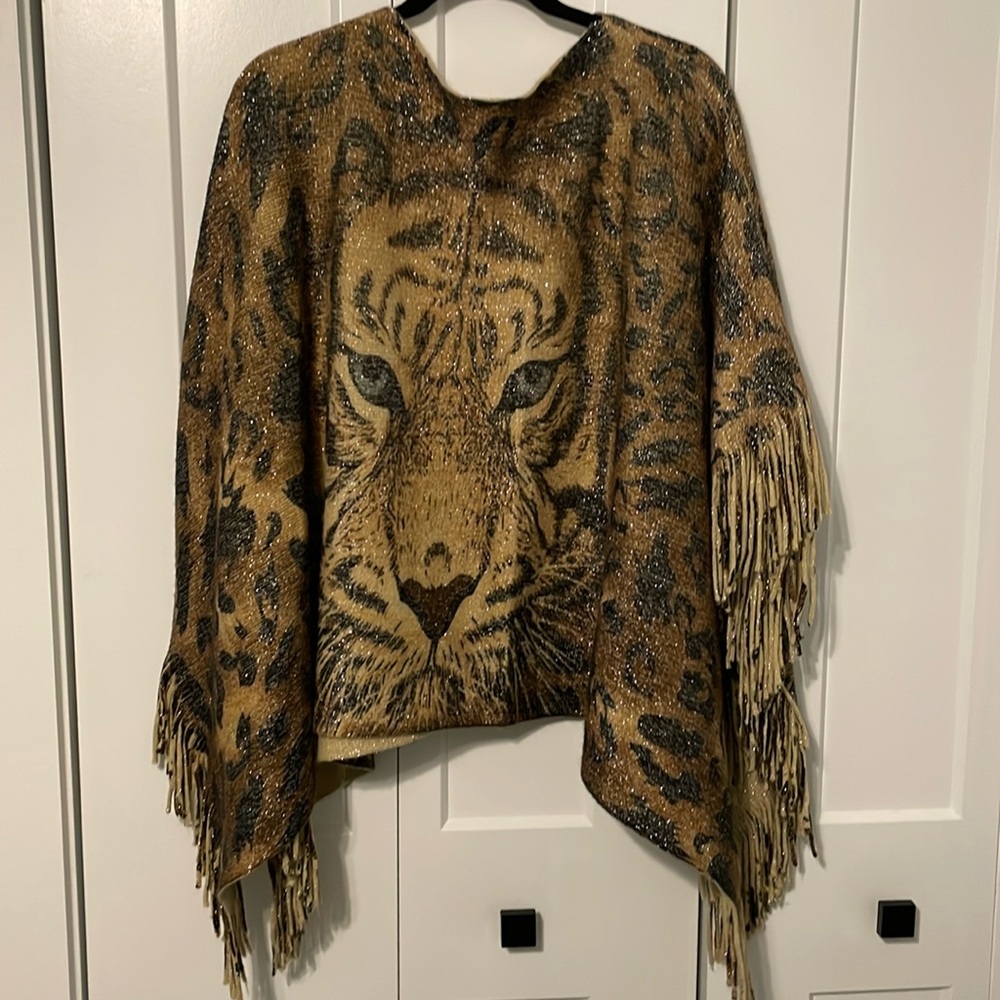 Tiger Poncho One Size